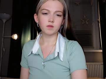 webcam girl small_blondee image #5654232