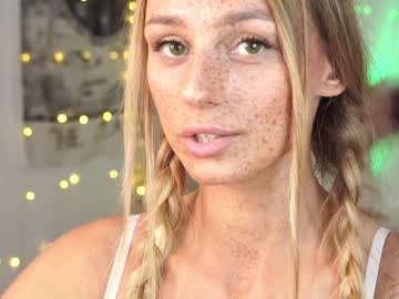 webcam girl artease image #5370827
