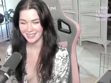 webcam girl evelynclaire image #4236803