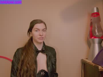 webcam girl chroniclove image #3614374