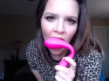 webcam girl dangerouslybeautiful image #3797412
