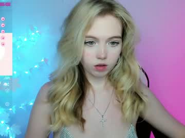 webcam girl small_blondee image #3733886