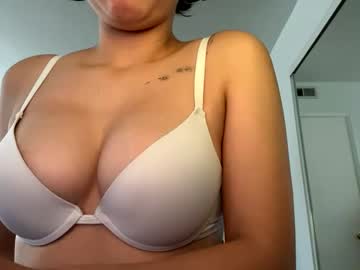 webcam girl jenni2004 image #5258494