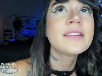 webcam girl lonelly_lolly98 image #4215902