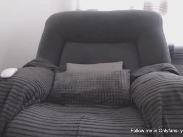 webcam girl cbhotblonde image #530283