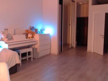 webcam girl uwuxo image #317887