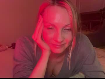 webcam girl kaileeshy image #1040138