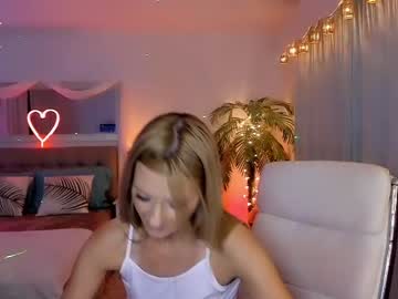 webcam girl amyvalentine image #91207