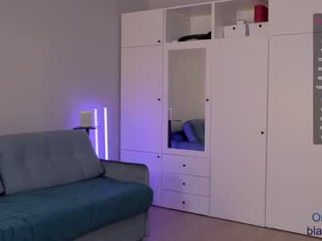 webcam girl _blackbee_ image #1130735