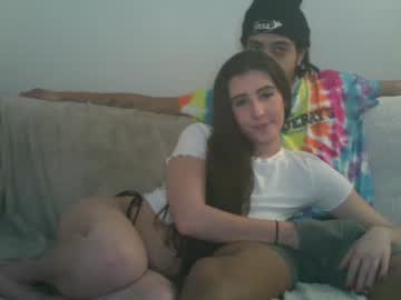 webcam couple a_mariejuana69 image #3937017