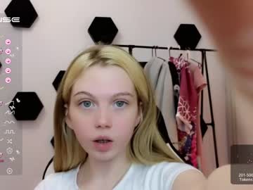 webcam girl small_blondee image #4324314