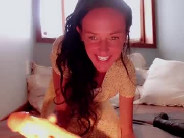 webcam girl lilrosiedoll image #2291957