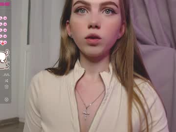 webcam girl small_blondee image #3067035