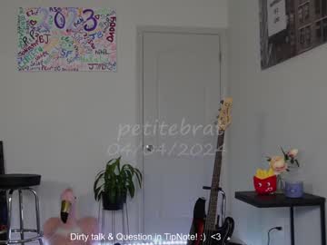 webcam girl petitebrat image #6701885