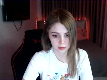webcam girl tripleprinces image #6092333