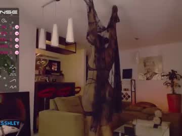 webcam girl missasshley_ image #1980628