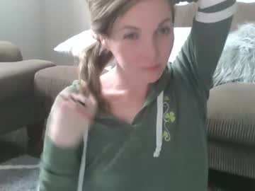 webcam girl cloverqueen21 image #6651090