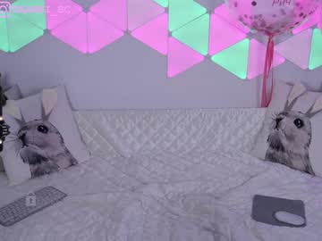 webcam girl taanni_bc image #4164873