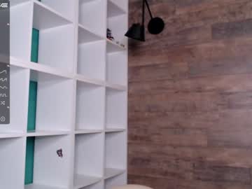 webcam girl small_blondee image #1558114