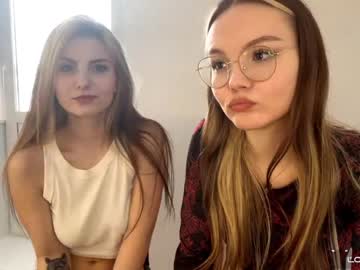 webcam couple sexstar_l1fstyl3 image #6438858