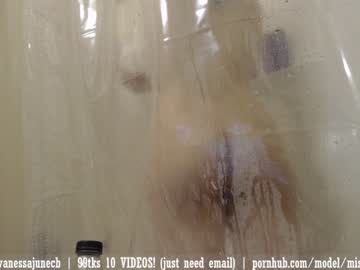 webcam girl missvanessajune image #3778614