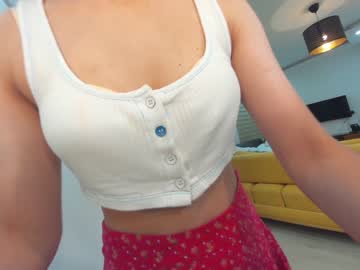 webcam girl ehotlovea image #2689076