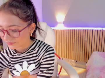 webcam girl little_effy18 image #6596007