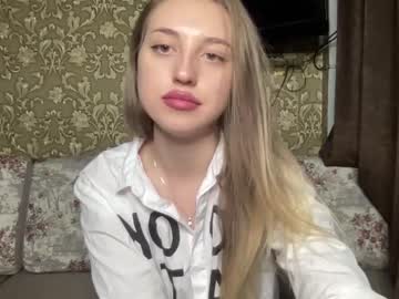 webcam girl lily_hun image #639790