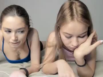 webcam girl two_besti image #2994831
