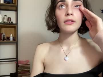 webcam girl wonderland_stia image #6312493