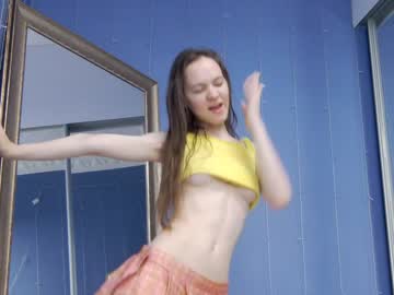 webcam girl kriskras__ image #4789340