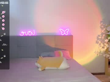 webcam girl small_blondee image #4610458