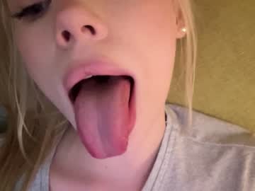 webcam girl sonyaplush image #3943644