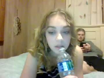 webcam girl adrienna420 image #5712912