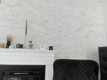 webcam girl cum4myass image #4289010