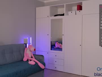 webcam girl _blackbee_ image #908686