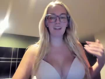 webcam girl mariah95 image #220535