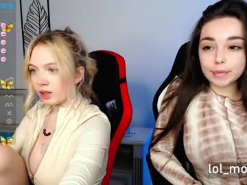 webcam girl small_blondee image #3768551