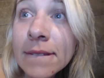 Cam for blondethickchick27
