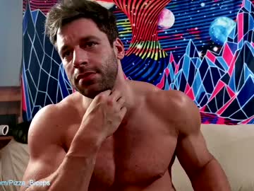 webcam couple pizza_biceps image #2540877