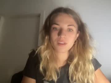 webcam girl lil_miss_naughty image #1221842