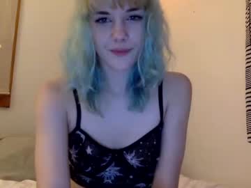webcam girl fairiefuzz image #4723300
