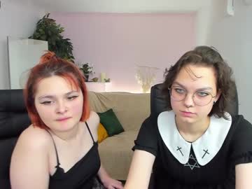 Cam for doreen_and_mona
