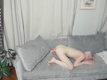webcam girl silvergloss image #5364106