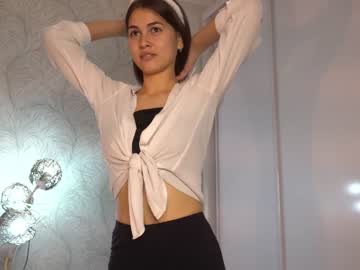 webcam girl little_animal image #5536724