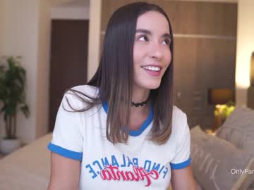 webcam girl emyii image #4135213