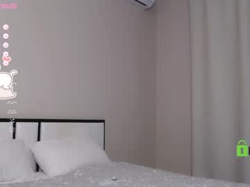 webcam girl small_blondee image #3671101