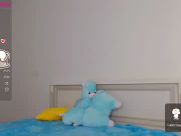 webcam girl small_blondee image #3103546