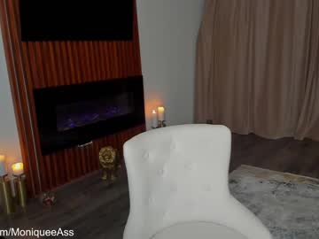 webcam girl moniqueeass image #2516162