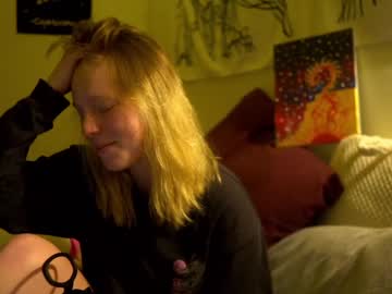 webcam girl crimsonxrapture image #850967
